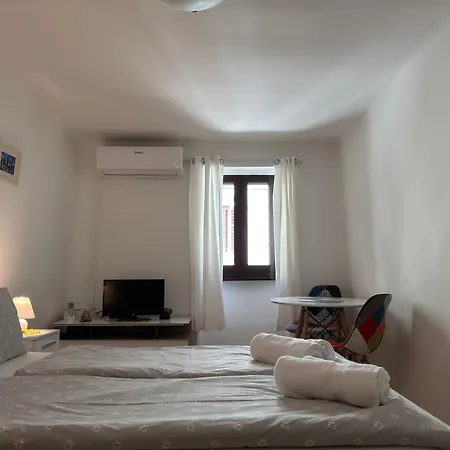 Old * Novigrad Istria