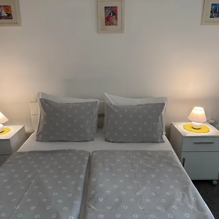 Apartman Old *