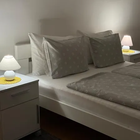 Old * Novigrad Istria